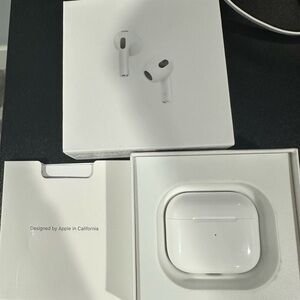 Apple Air Pod generation 3 wireless Earbuds with Charging Case - White